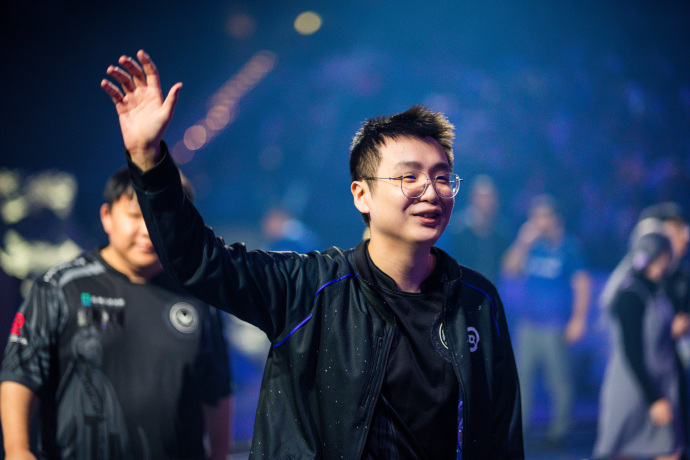 ‌《DOTA2》TI15国际邀请赛：中国队XG战队止步四强  
